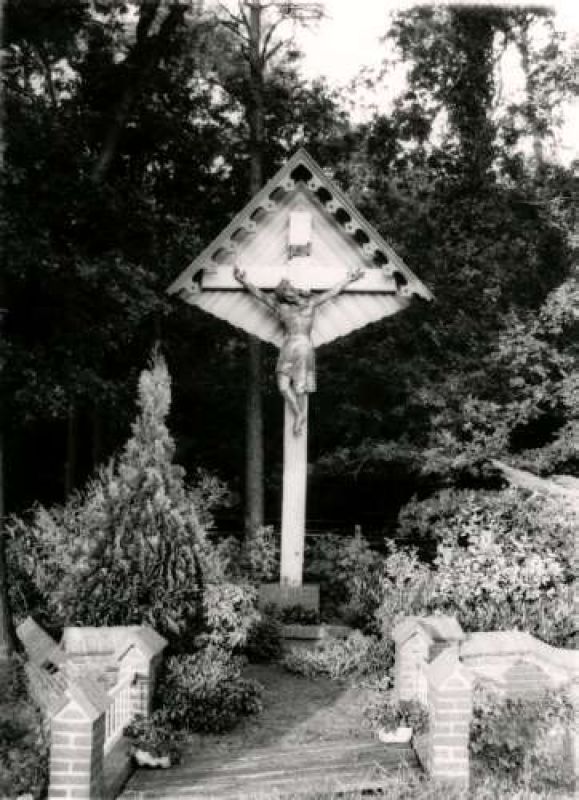 Kruisbeeld aan de Aaltenseweg