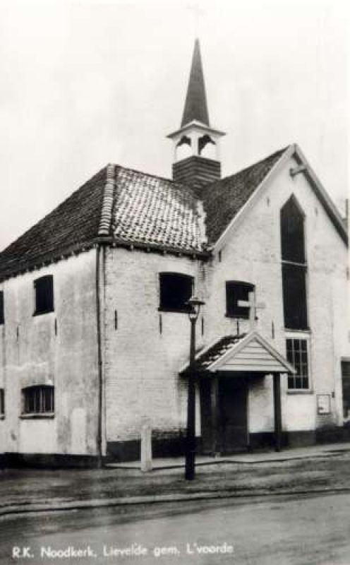 Noodkerk Lievelde.